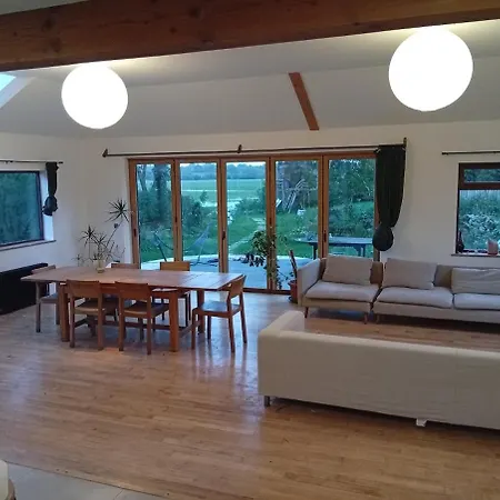 Spacious 5 Bedroom Retreat In Peaceful Location Craughwell