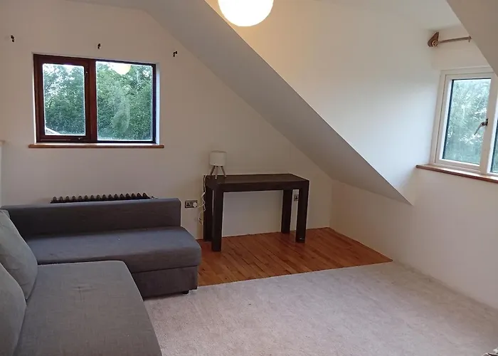 Spacious 4 Bedroom Retreat In Peaceful Location * Craughwell