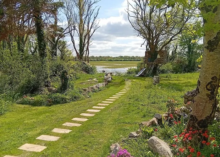 Spacious 4 Bedroom Retreat In Peaceful Location Craughwell